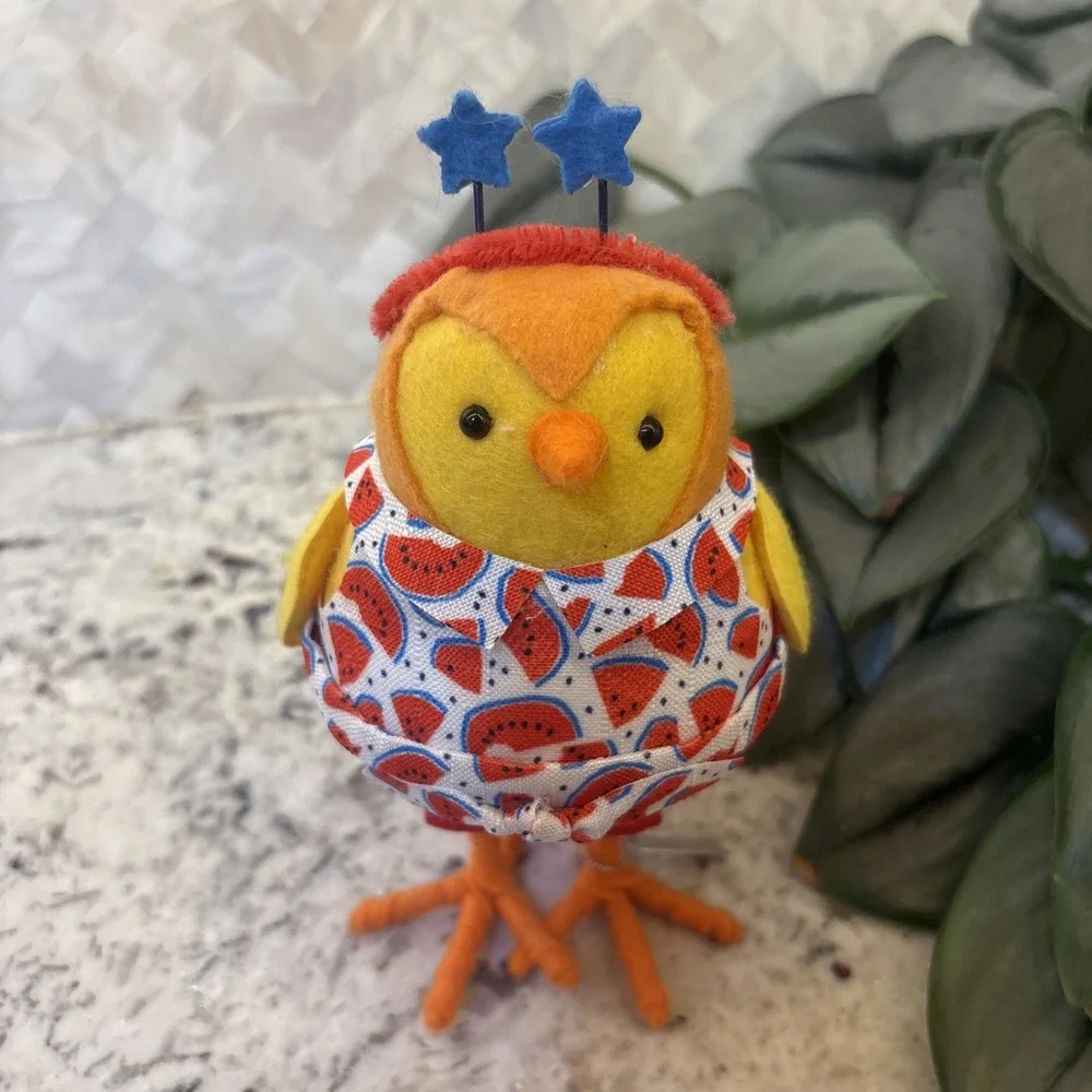 Target Birds Diver & Mellie 2023 Summer Featherly Sun Squad Pool Party Decor